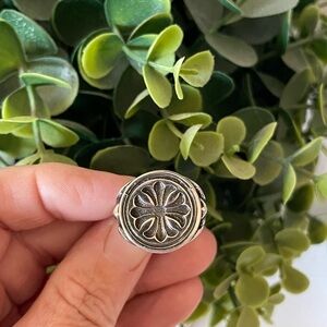 Beautiful Chrome silver tone Hearts Maltese Cross Cocktail Ring size 8